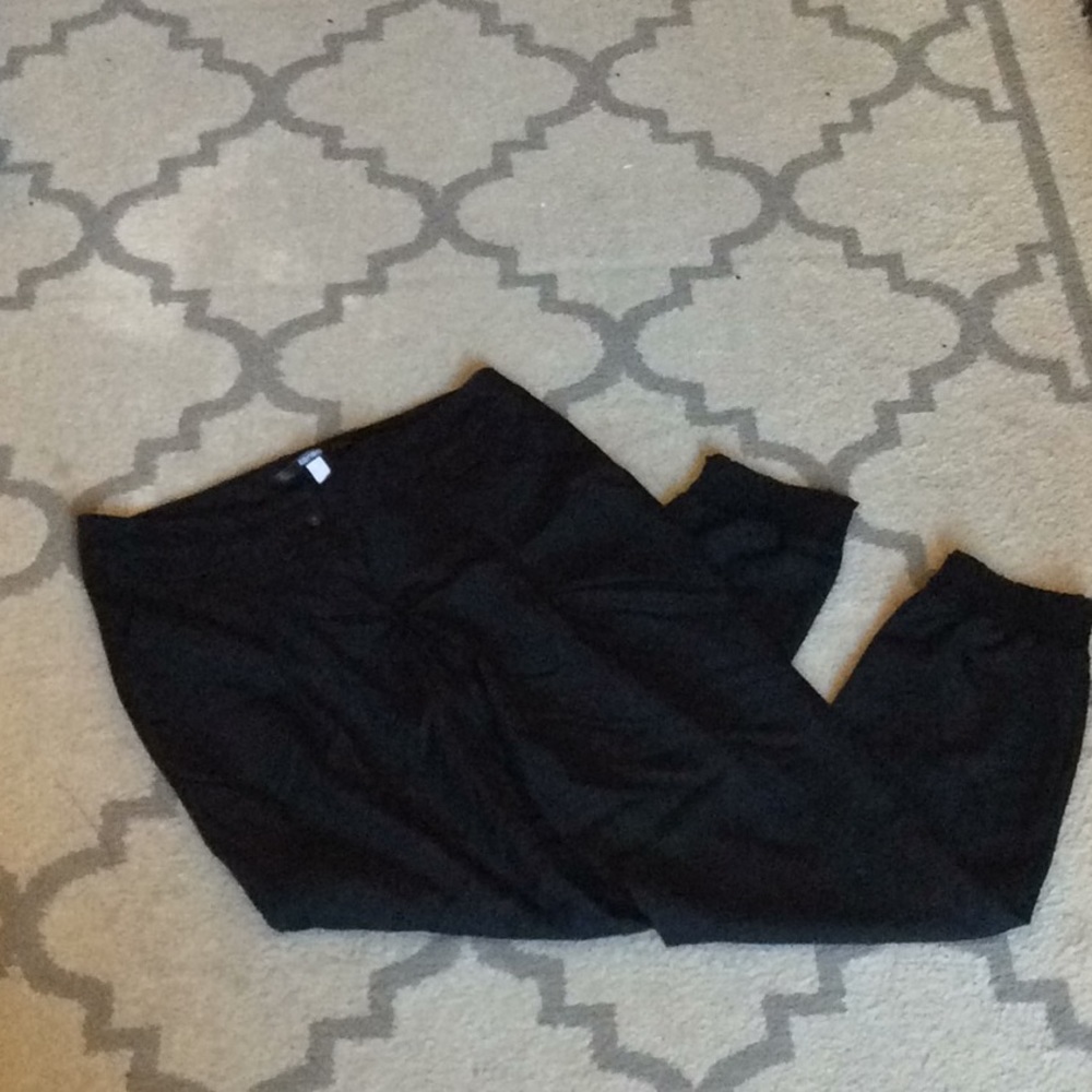 Kensie Black pants
